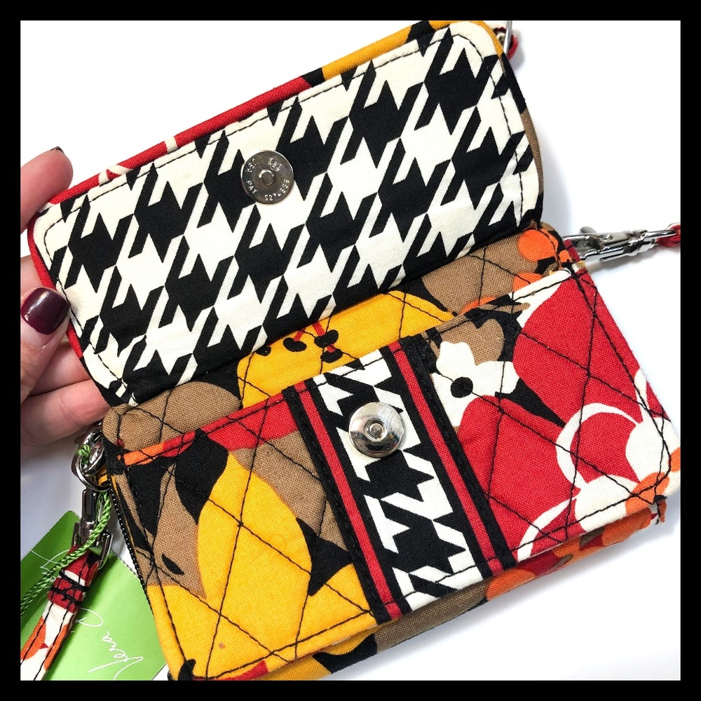SOLD! NWT Vera Bradley All in One Crossbody Bag - Picture 2 of 8